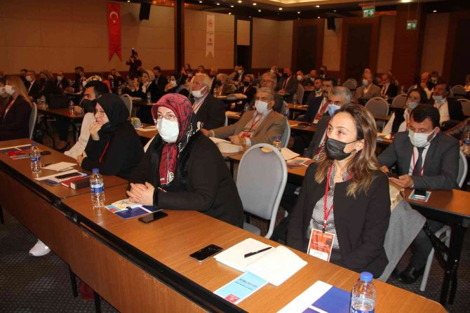 Daire Başkanı Zengin: “Türkiye’de Dernekler 30 Milyar Tl Bütçeye Hükmediyor”