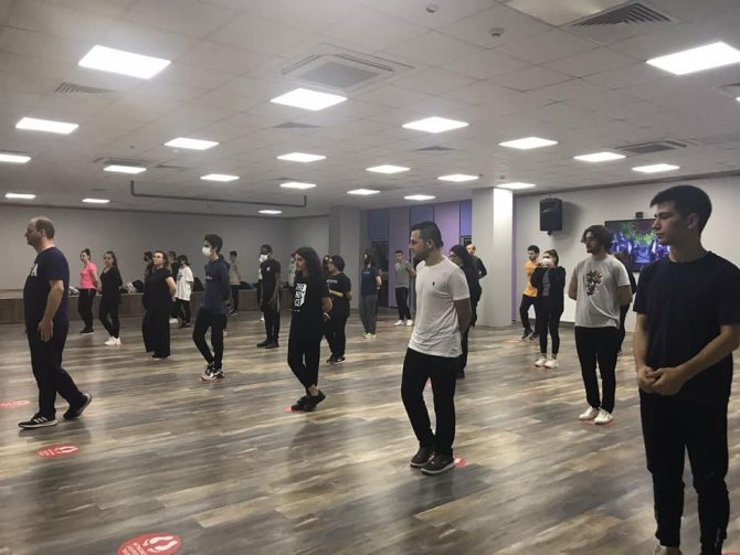 Sahne İ̇zmit’in Yeni Proje Çalışmaları Devam Ediyor