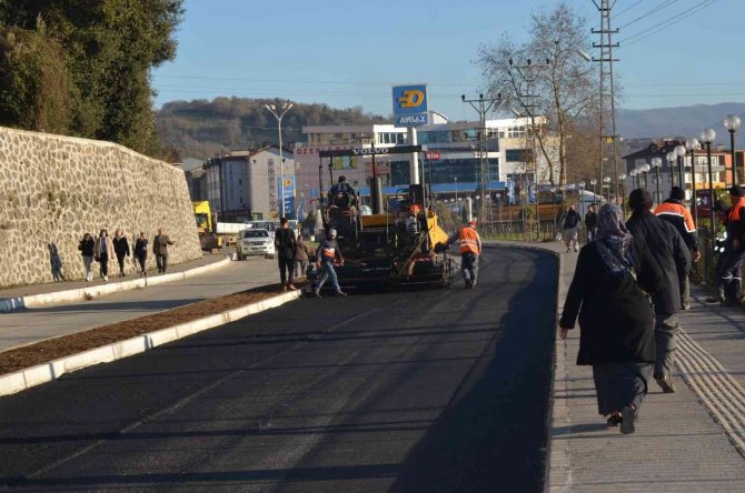 Alaplı’da Pazaryeri Yolu Asfaltlandı