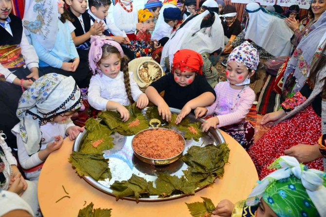 Manavgatlı Öğrenciler, Yerli Malı Haftası’nda Ülke Kültürünü Tanıttı