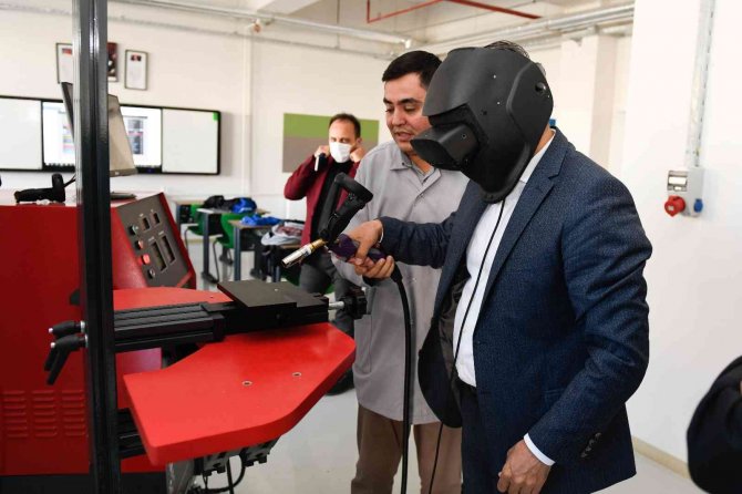 Başkan Uysal, Antalya Osb Teknik Koleji’nde