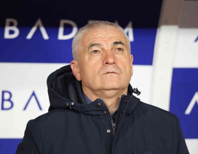 Spor Toto Süper Lig: D.g. Sivasspor: 0 - Galatasaray: 0 (İ̇lk Yarı)