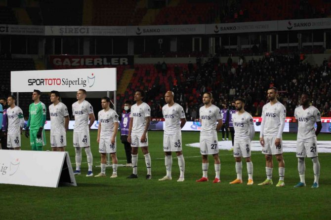Spor Toto Süper Lig: Gaziantep : 1- Fenerbahçe: 0 (Maç Devam Ediyor)