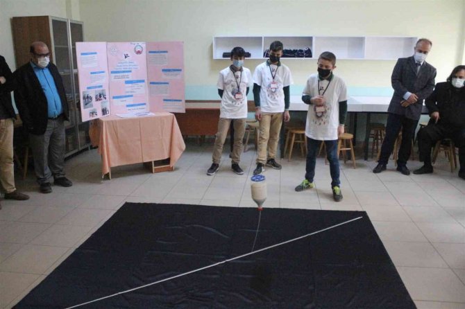 Afyonkarahisar’da Bilim Fuarı Açıldı