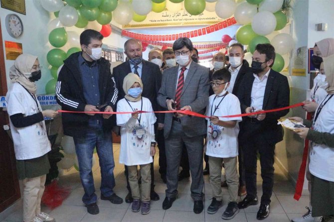 Afyonkarahisar’da Bilim Fuarı Açıldı