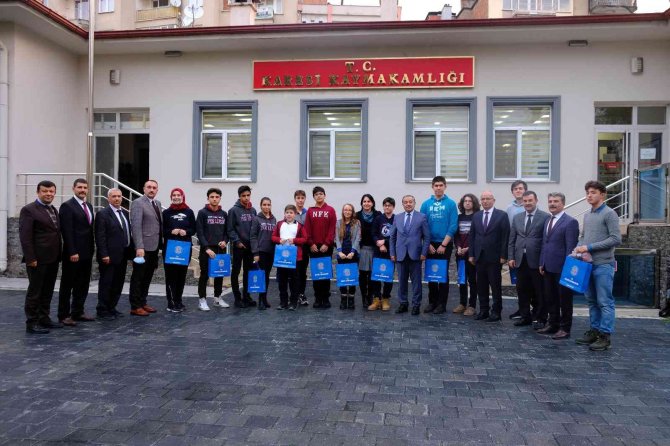 Kaymakam, Balıkesir Birincilerini Ağırladı