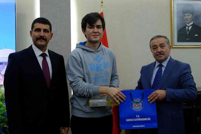 Kaymakam, Balıkesir Birincilerini Ağırladı