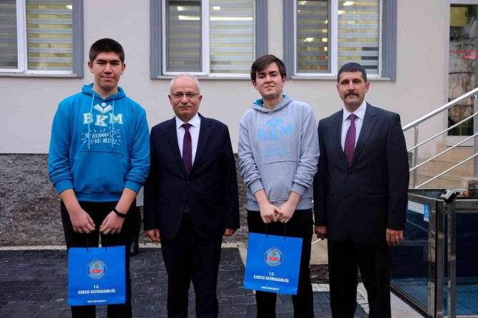 Kaymakam, Balıkesir Birincilerini Ağırladı