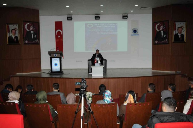 Batman Üniversitesinde Rektörü Öğrenci Buluşmalarına Başladı