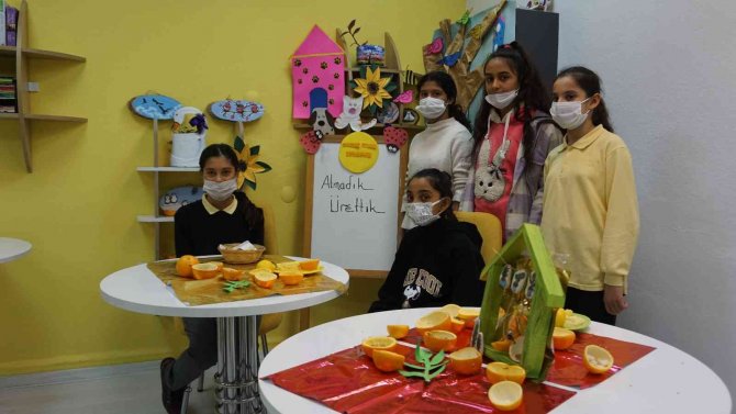 Bu Okul Hem Çevreci Hem De Hayvan Sever