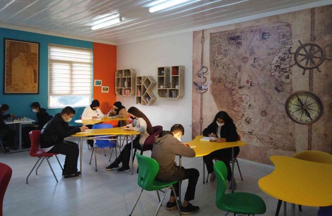 Muğla’da Kütüphanesiz Okul Kalmadı