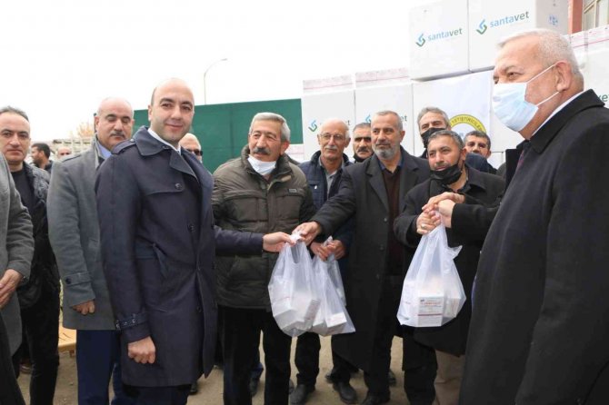 Elazığ’da Arı Yetiştiricilerin Destek Verildi