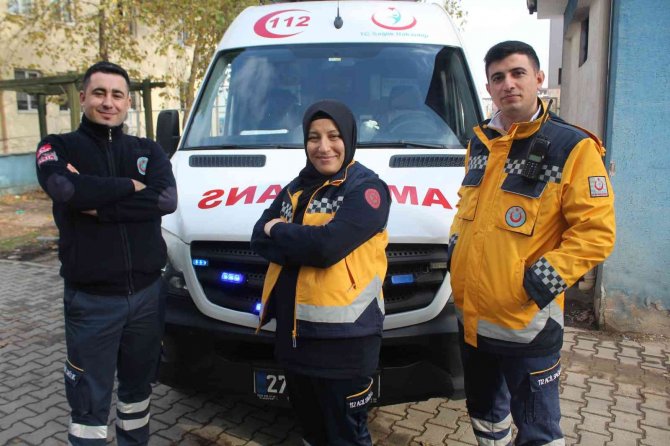 Acil Sağlık Ekipleri, Yaşamla Ölüm Arasındaki İnce Çizgide Zamanla Yarışıyor