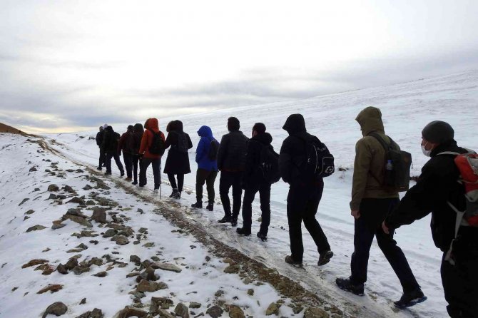 2 Bin Metreden Denizi Gördüler