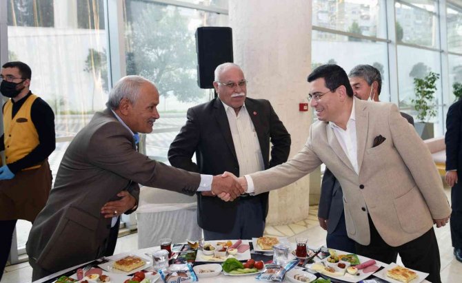 Başkan Tütüncü, Farklı İllerden Gelen Yörük Derneklerini Ağırladı