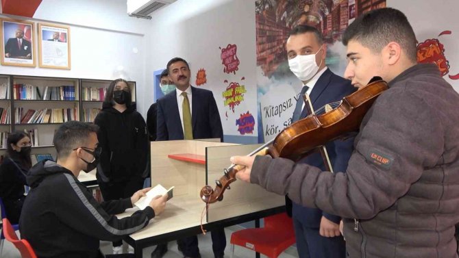 Kırıkkale’de Kütüphanesiz Okul Kalmadı