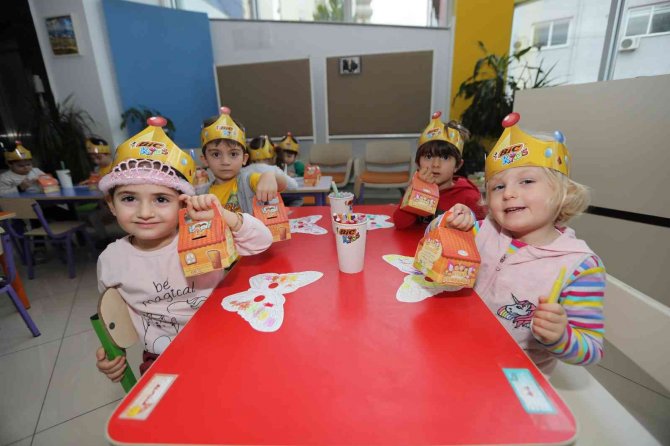 Kumbaradan Kitap Çıktı