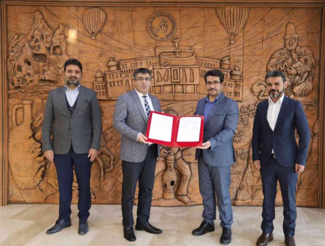 Nevü Ve Memur-sen Arasında Lisansüstü Eğitim Alanında Protokol İmzalandı