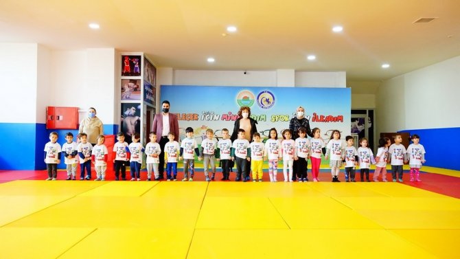 ’Gelecek İ̇çin Minik Adım, Spor İ̇çin İ̇lkadım’: Hedef 10 Bin Öğrenci