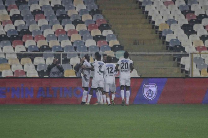 Spor Toto 1. Lig: Altınordu: 3 - Kocaelispor: 2