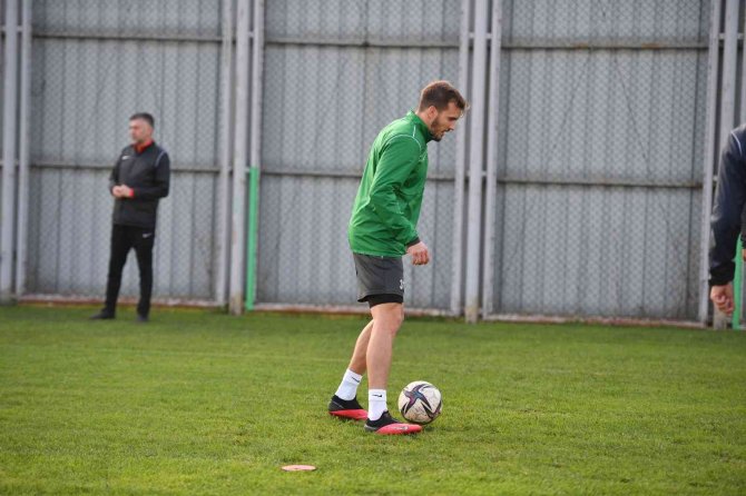 Bursaspor’da Ali Aköz Yönetiminde Ümraniyespor Maçı Hazırlıkları Sürdü
