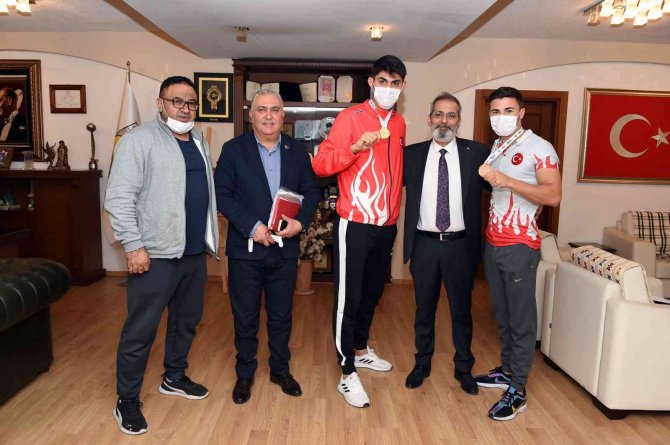 Tarsus Belediyesi Sporcuları, Bangkok’tan Bir Altın Ve Bir Bronz Madalyayla Döndü