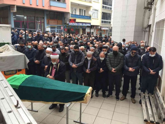 Eşi Tarafından Öldürülen Kadın Son Yolculuğuna Uğurlandı