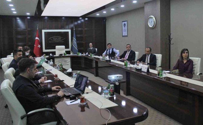 Van Tso “Mükemmeliyet Merkezi” Oldu