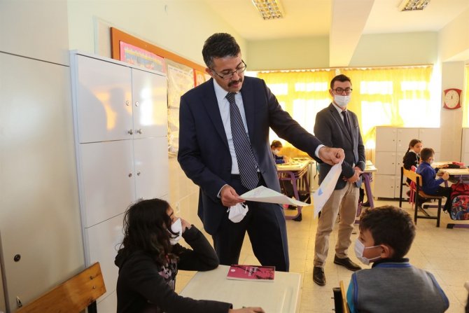 Geleceğe Dair Tavsiyelerde Bulundu