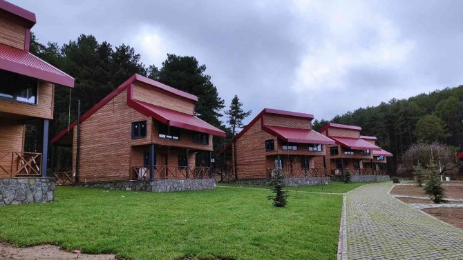 Yayladaki Bungalov Evlerin Yılbaşı Rezervasyonları Aylar Öncesinden Doldu