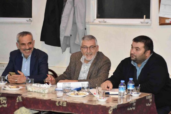 İ̇nönü’de Mahalle Toplantıları Aralıksız Devam Ediyor