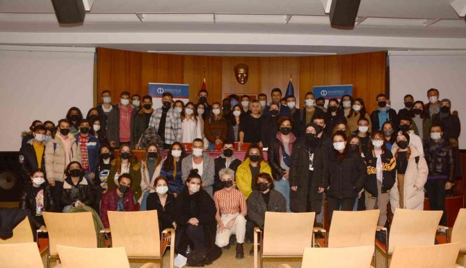 Anakari̇yer Öğrencilerle Bir Araya Geldi