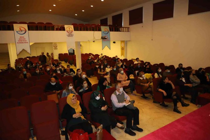 Alanya’da Öğretmenlere ’Müze’ Eğitimi