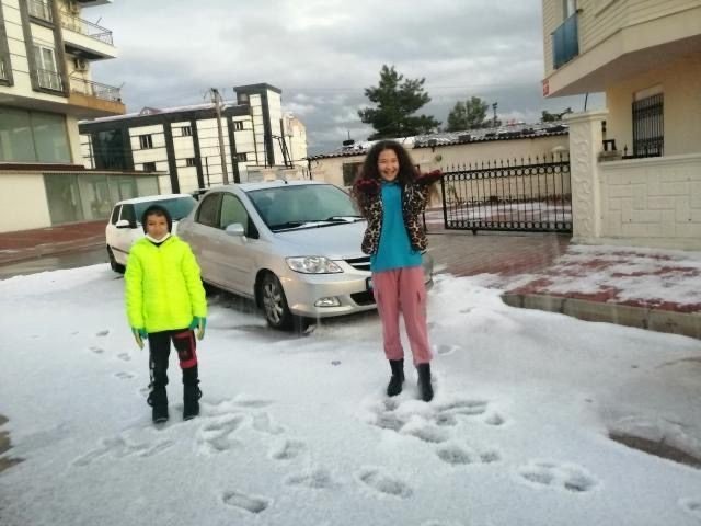 Antalya’da Dolu