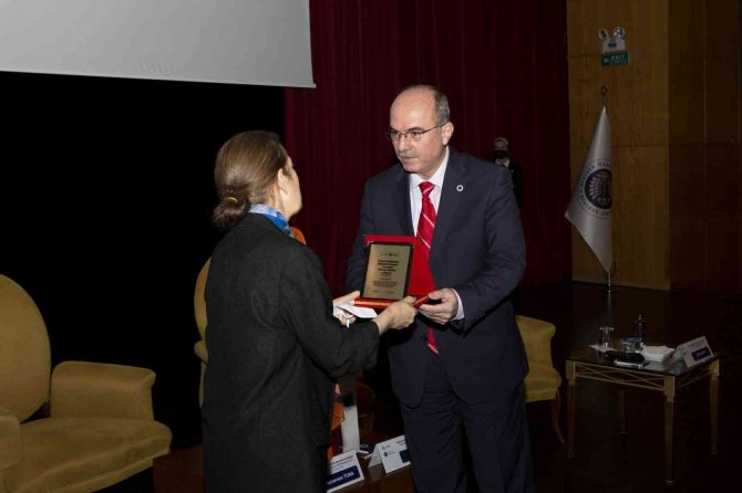 Atatürk Üniversitesi Ev Sahipliğinde Turizmde Nitelikli Eğitim Çalıştayı Düzenlendi