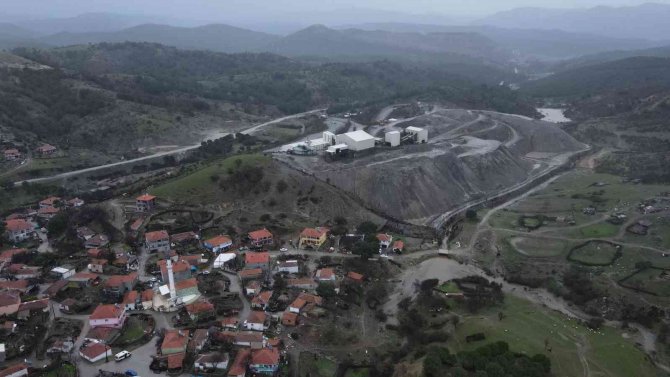 Ayvalık’taki Çevre Faciasına Belediye Başkanı Ergin’den Tepki