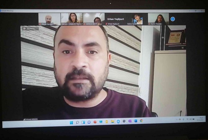 “Türkçe Öğretmeni Olma Yolunda” Konulu Konferans Gerçekleştirildi