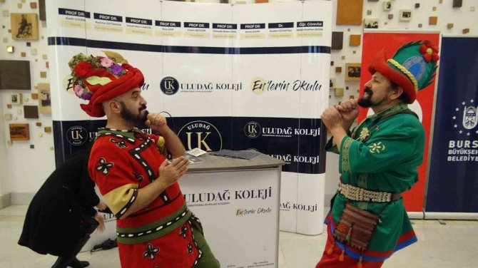 Bursa’da Kukla Ve Gölge Oyunları Çocuklarla Buluşuyor