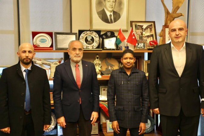 Cumhurbaşkanı Başdanışmanı Topçu, Burkina Faso Milletvekili Tall’ı Ve Bosna Bankası Müdürü Zekovic’i Kabul Etti