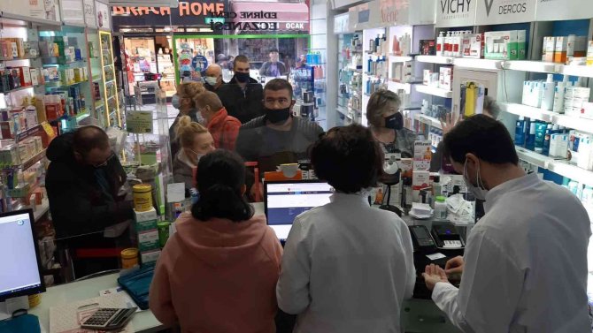 Bulgarlar İlaçlarını Edirne’den Alıyorlar
