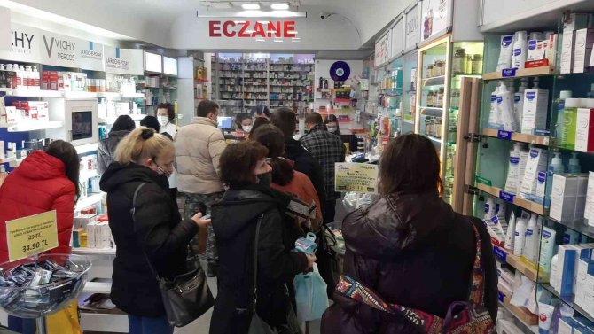 Bulgarlar İlaçlarını Edirne’den Alıyorlar