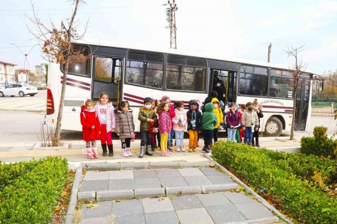 Elazığ Belediyesi’nden Miniklere Sinema Keyfi