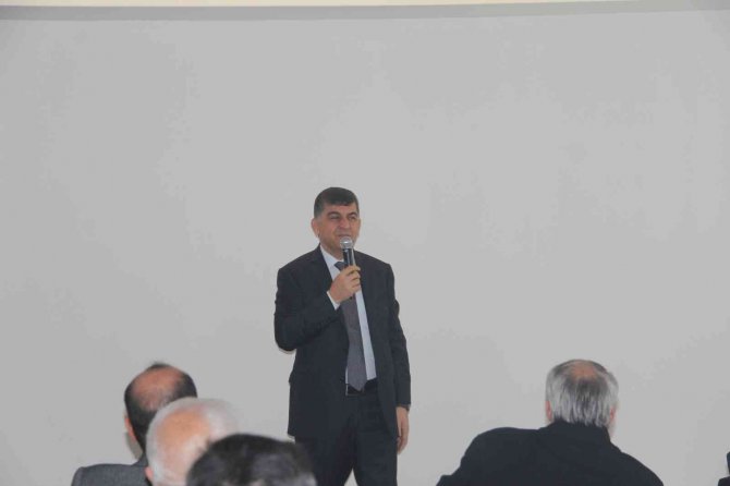 Fadıloğlu, Spor Muhabirleri Ve Yazarları İle Buluştu