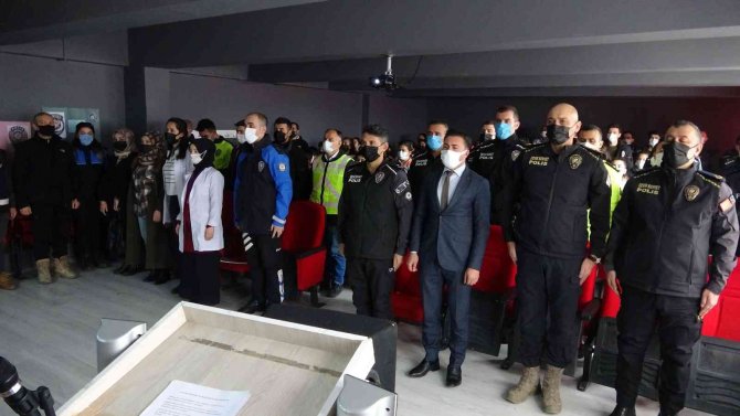 Yüksekovalı Öğrencilerden ‘Türk Polisi’ Etkinliği