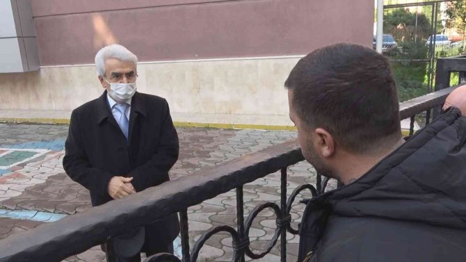 İ̇lkokulda Öğrencilere ‘Taciz’ İddiası: Öğretmen Açığa Alındı