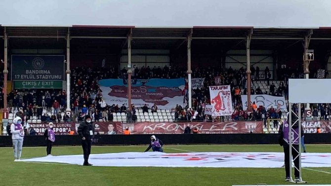 Bandırmanın İl Olma Sevdası Tribünlere Taşındı