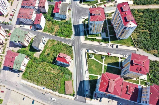 Altınordu’da Asfalt Çalışmaları Sürüyor