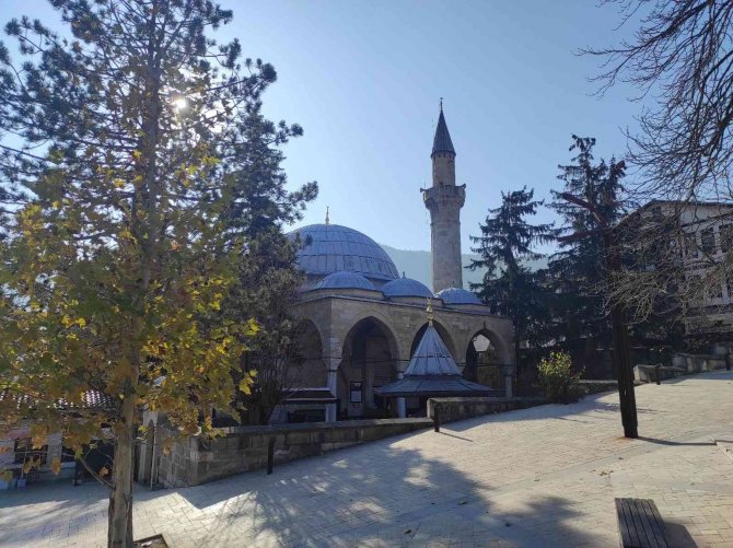 Birçok Badire Atlattı Ama 500 Yıldır Dimdik Ayakta