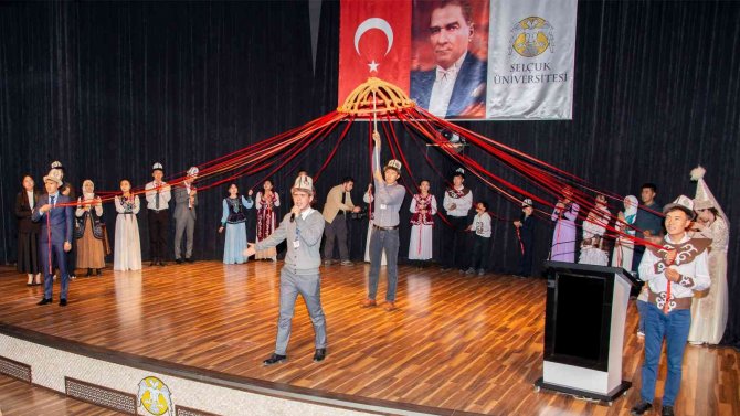 Selçuk Üniversitesinde “Kırgızistan Ve Cengiz Aytmatov” Programı Düzenlendi