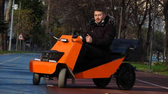Hurda Malzemeleri Kullanarak Elektrikli Araç Yaptı: 2 Tl’ye 50 Kilometre Yol Gidiyor